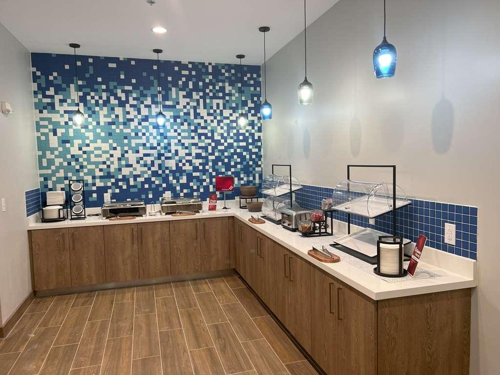 Best Western Plus Mobile Inn And Suites Restaurant photo